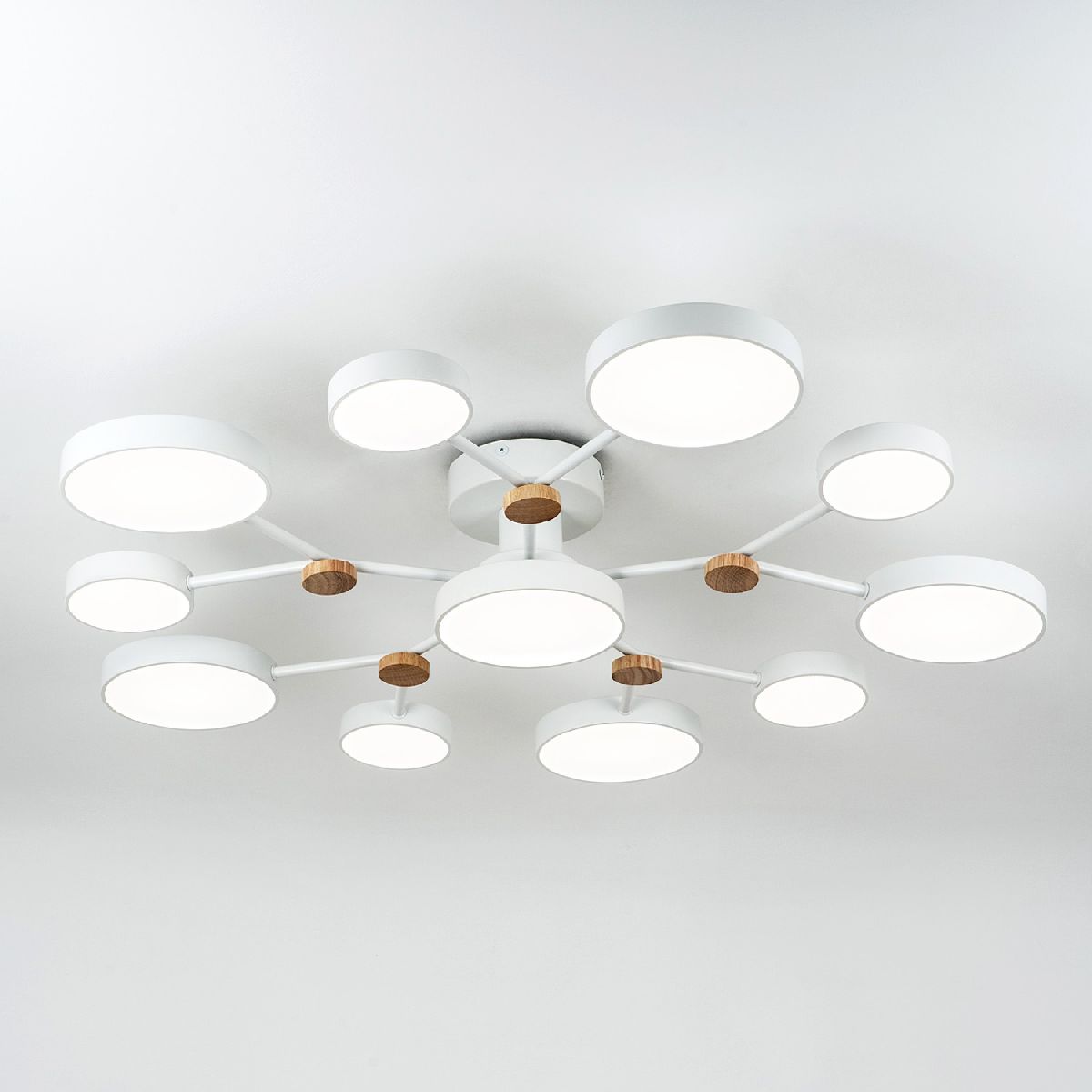 потолочная люстра led4u l3201-960 wt