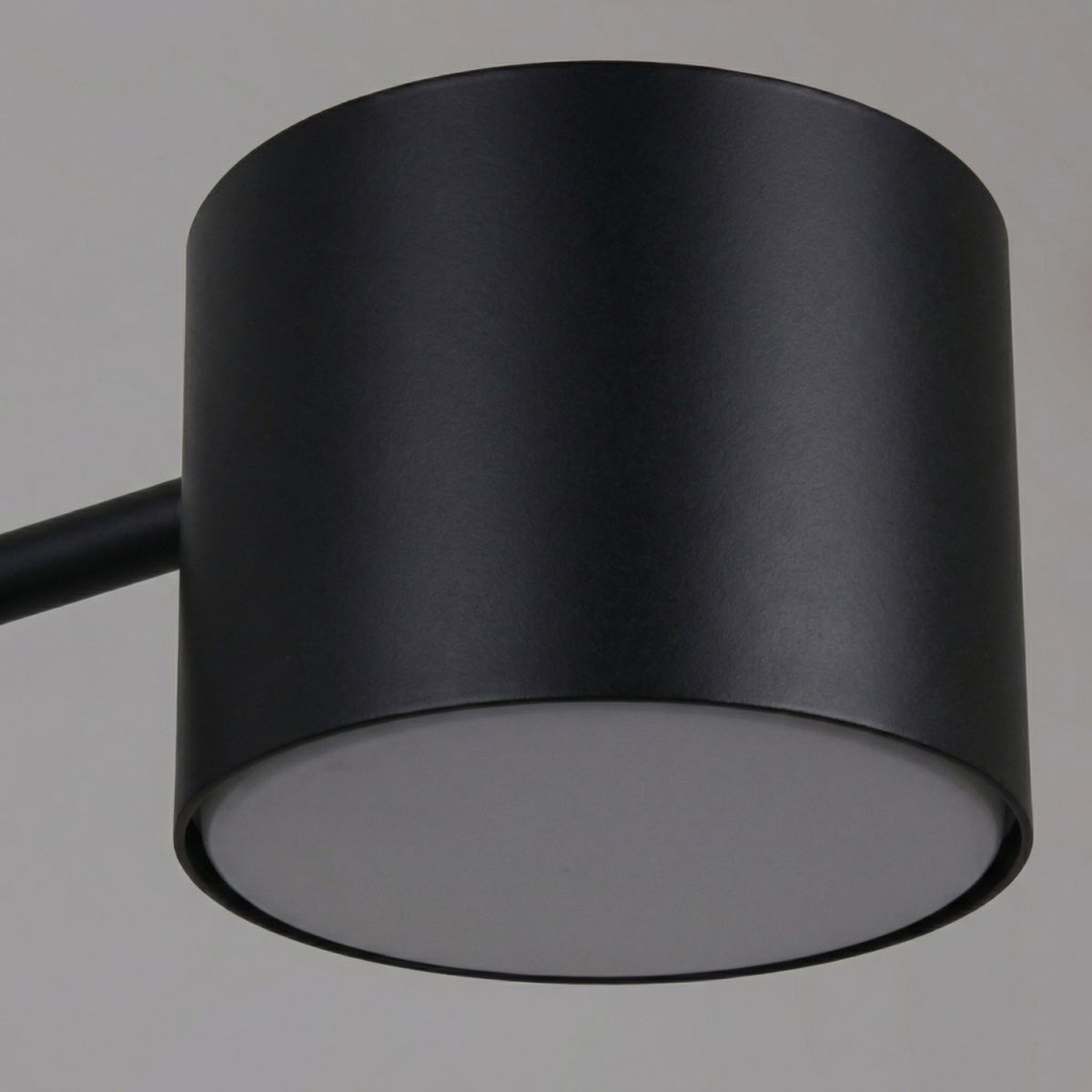 люстра на штанге reluce 47206-0.3-06bk