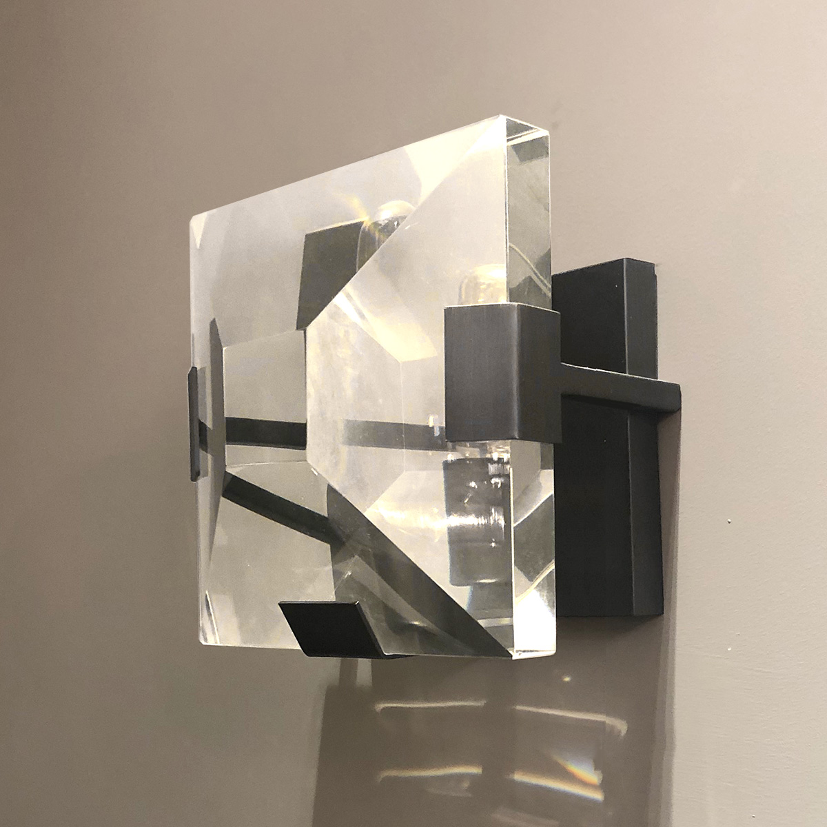 настенный светильник delight collection harlow crystal mb16055007-1a
