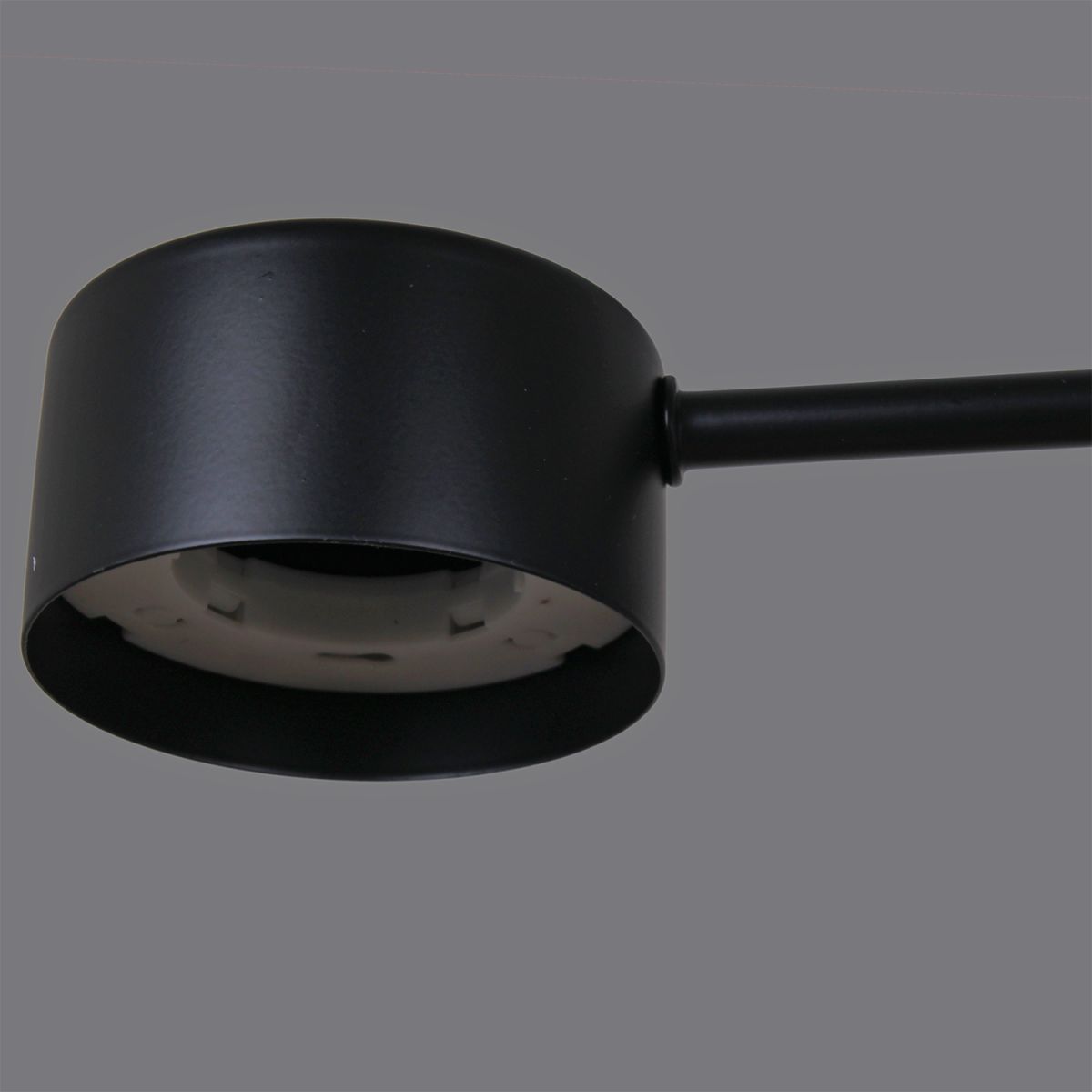 потолочная люстра reluce 03722-0.3-08 bk gx53