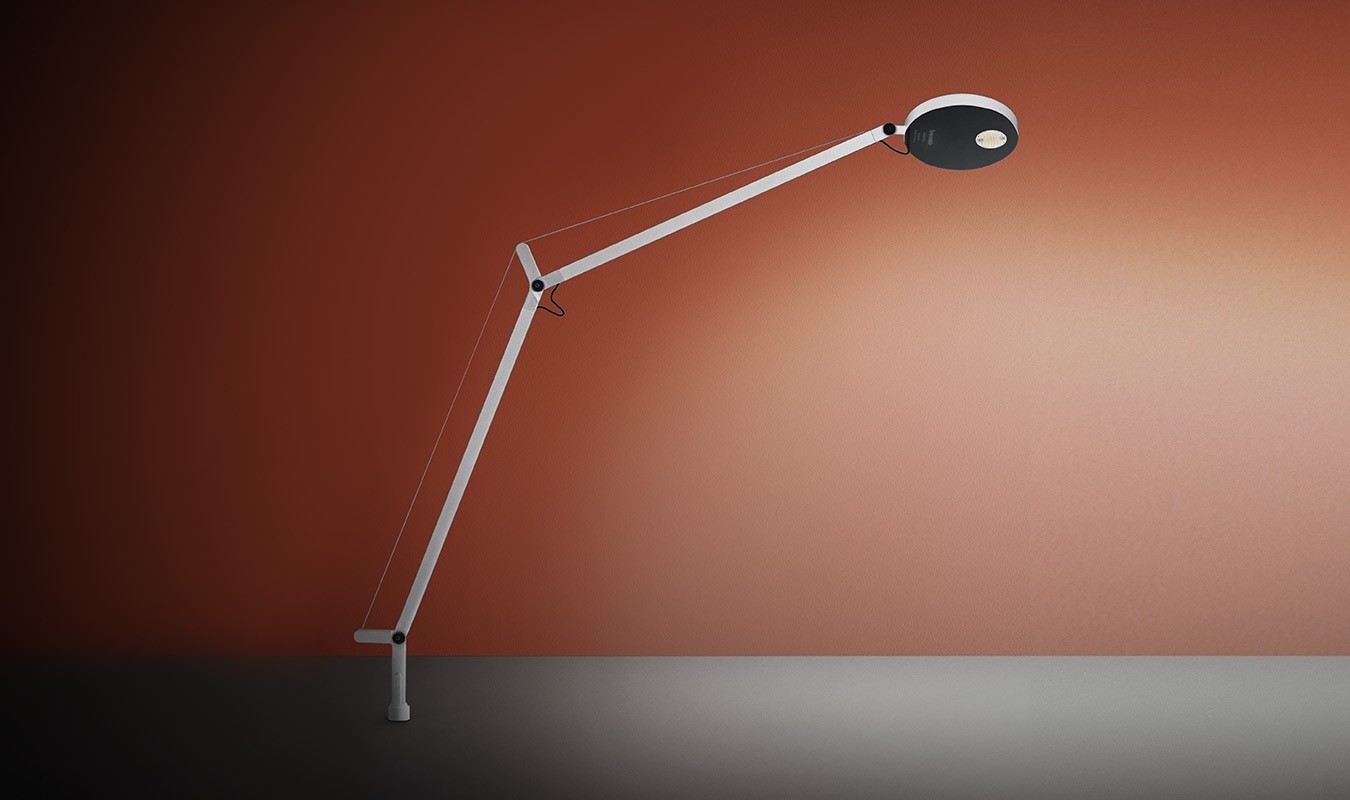 настольная лампа demetra 2700k black artemide