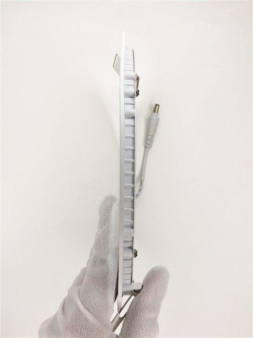 встраиваемый светильник elvan vls-102r-18w-nh