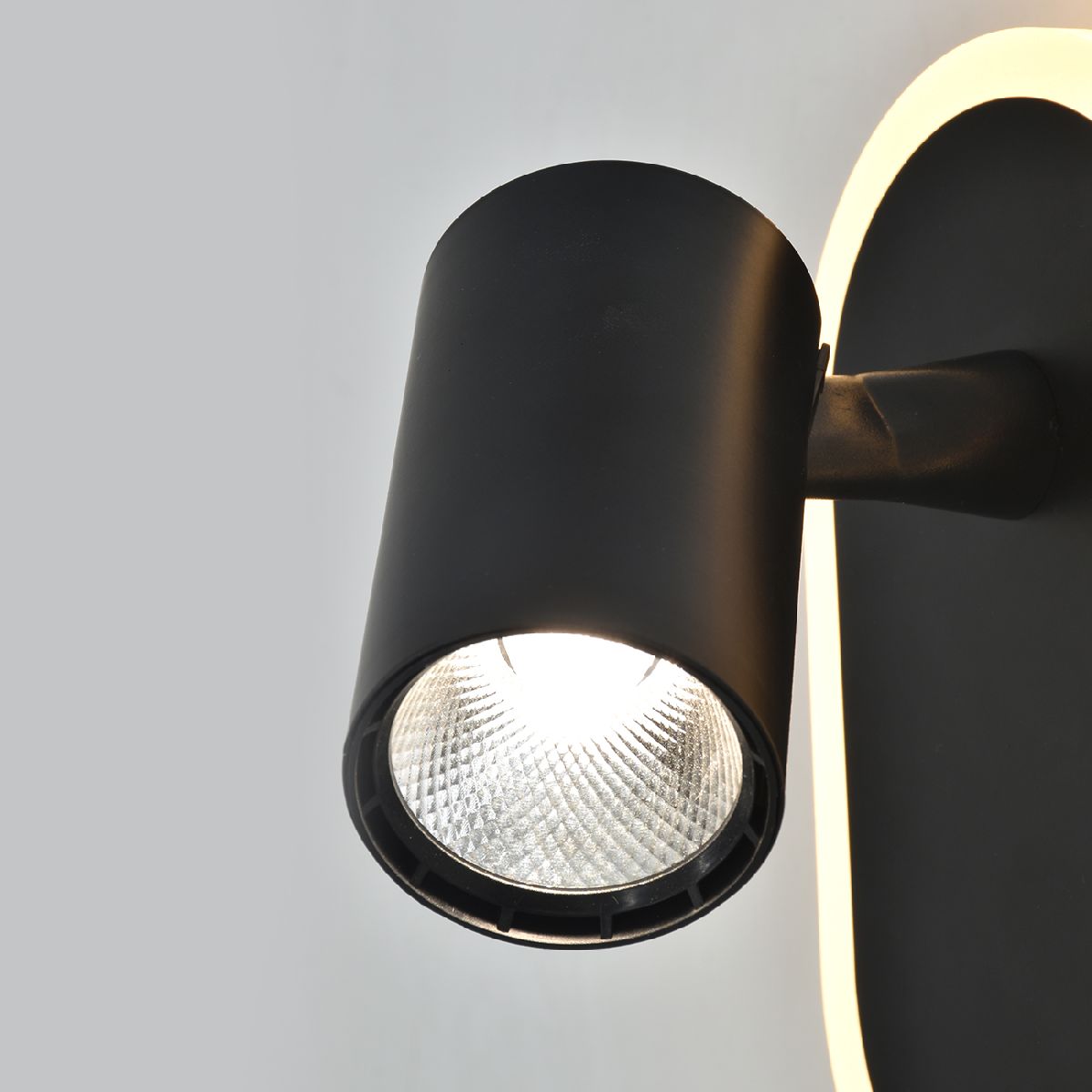 спот escada omega 10222/2led black