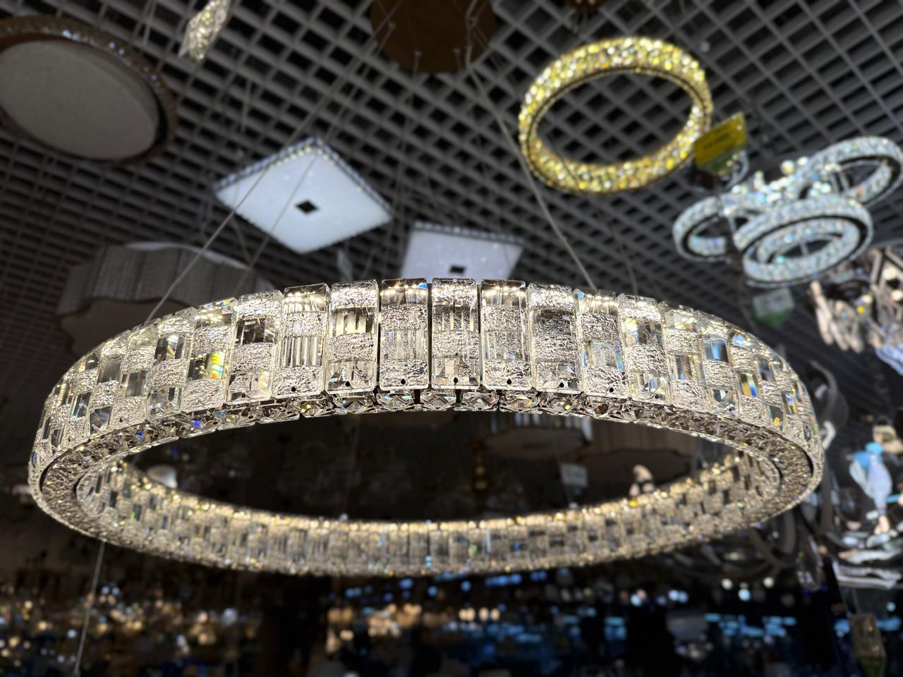 подвесной светодиодный светильник maytoni castello mod335pl-l30ch3k