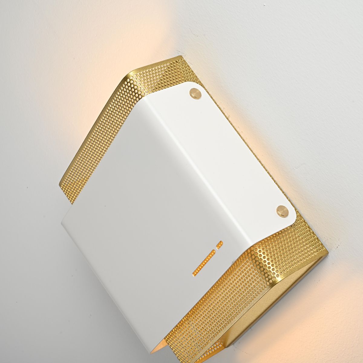 настенный светильник imperiumloft casing 178395-26