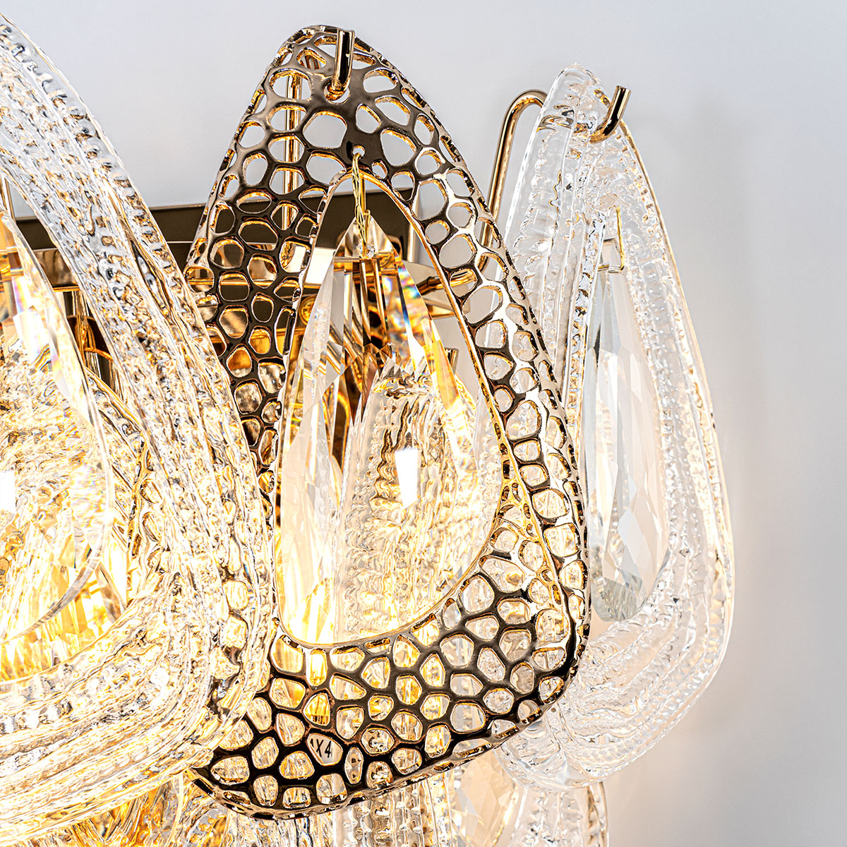 настенный светильник modelux ml.6775.305 gd