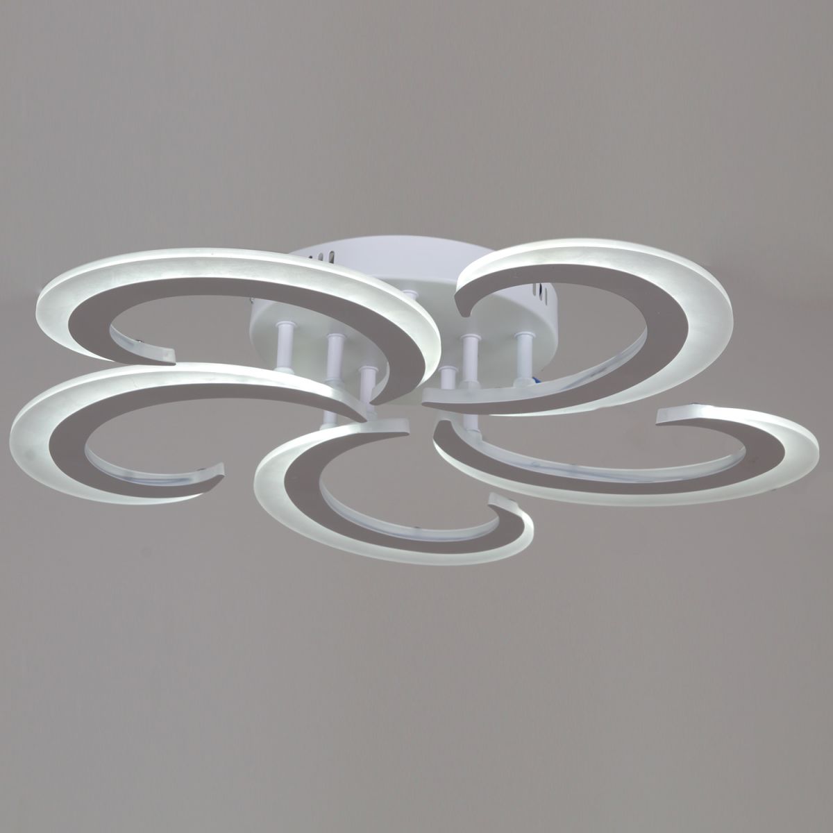 потолочная люстра reluce 05090-0.3-05 wh