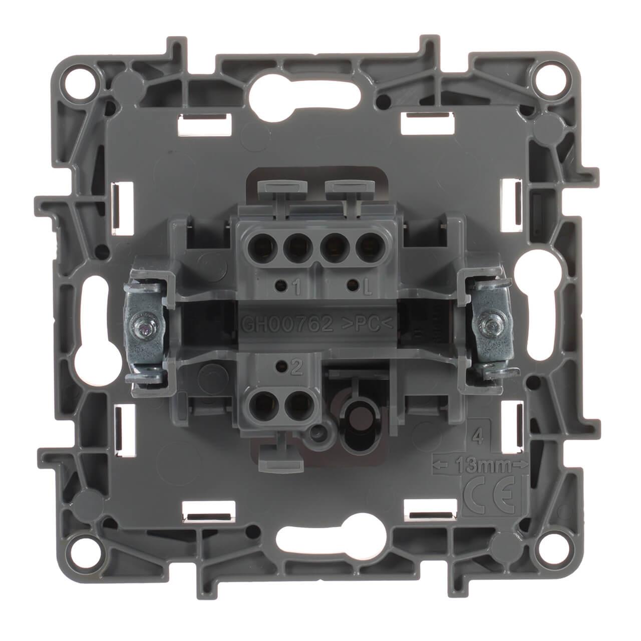 переключатель одноклавишный legrand etika 10a 250v белый 672200