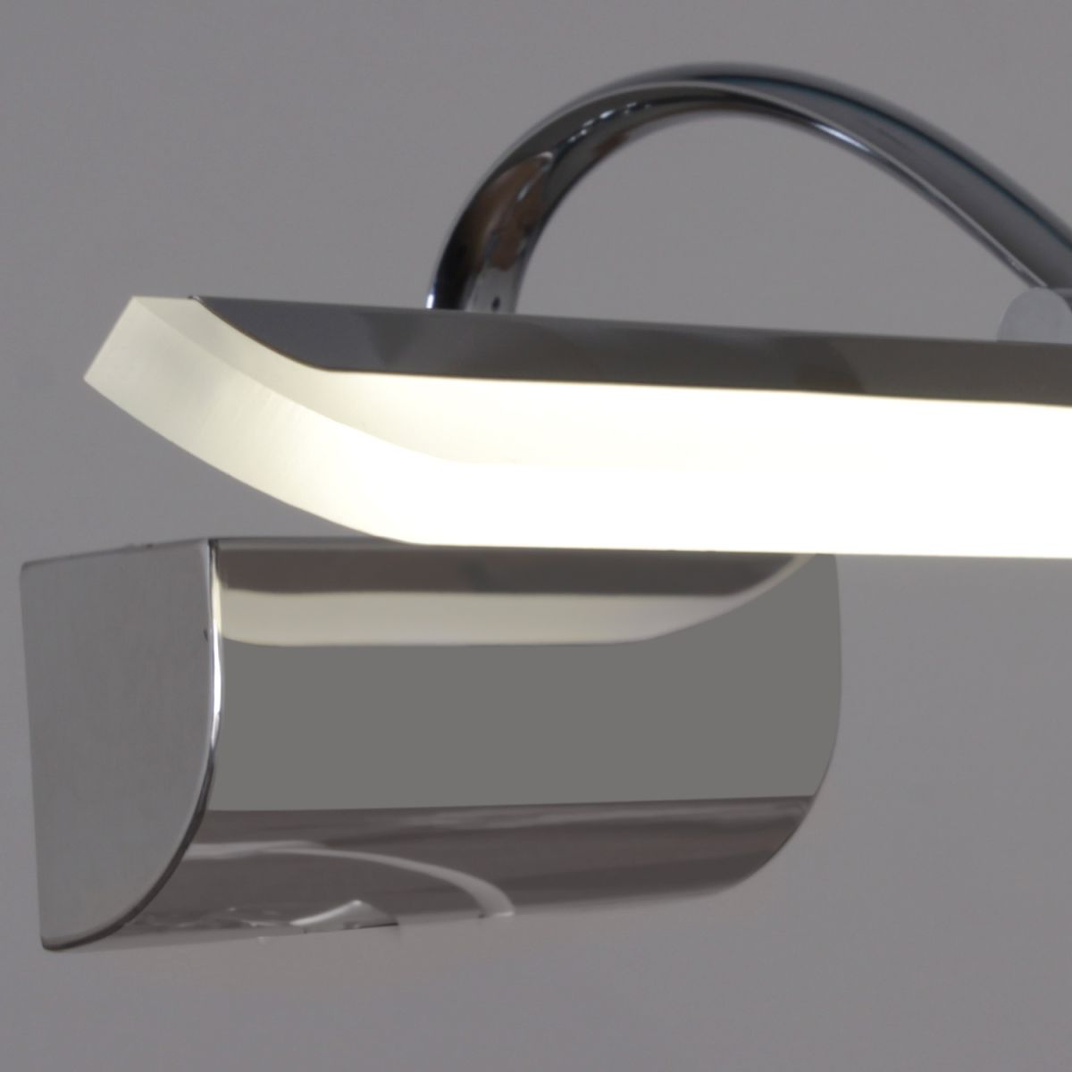 подсветка для зеркал reluce 06718-0.2-750