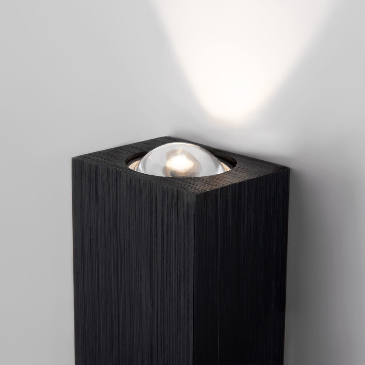 настенный светодиодный светильник elektrostandard petite 4690389176821