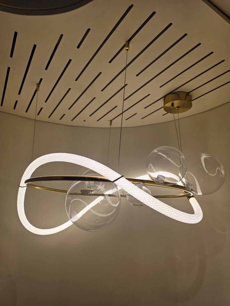 подвесная люстра maytoni oasis mod289pl-l44bs3k