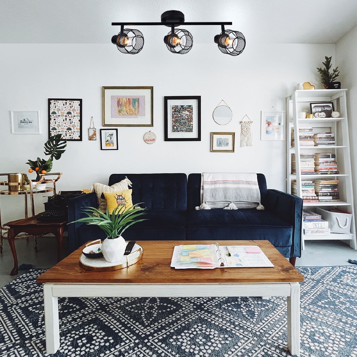 спот escada rook 689/3p black