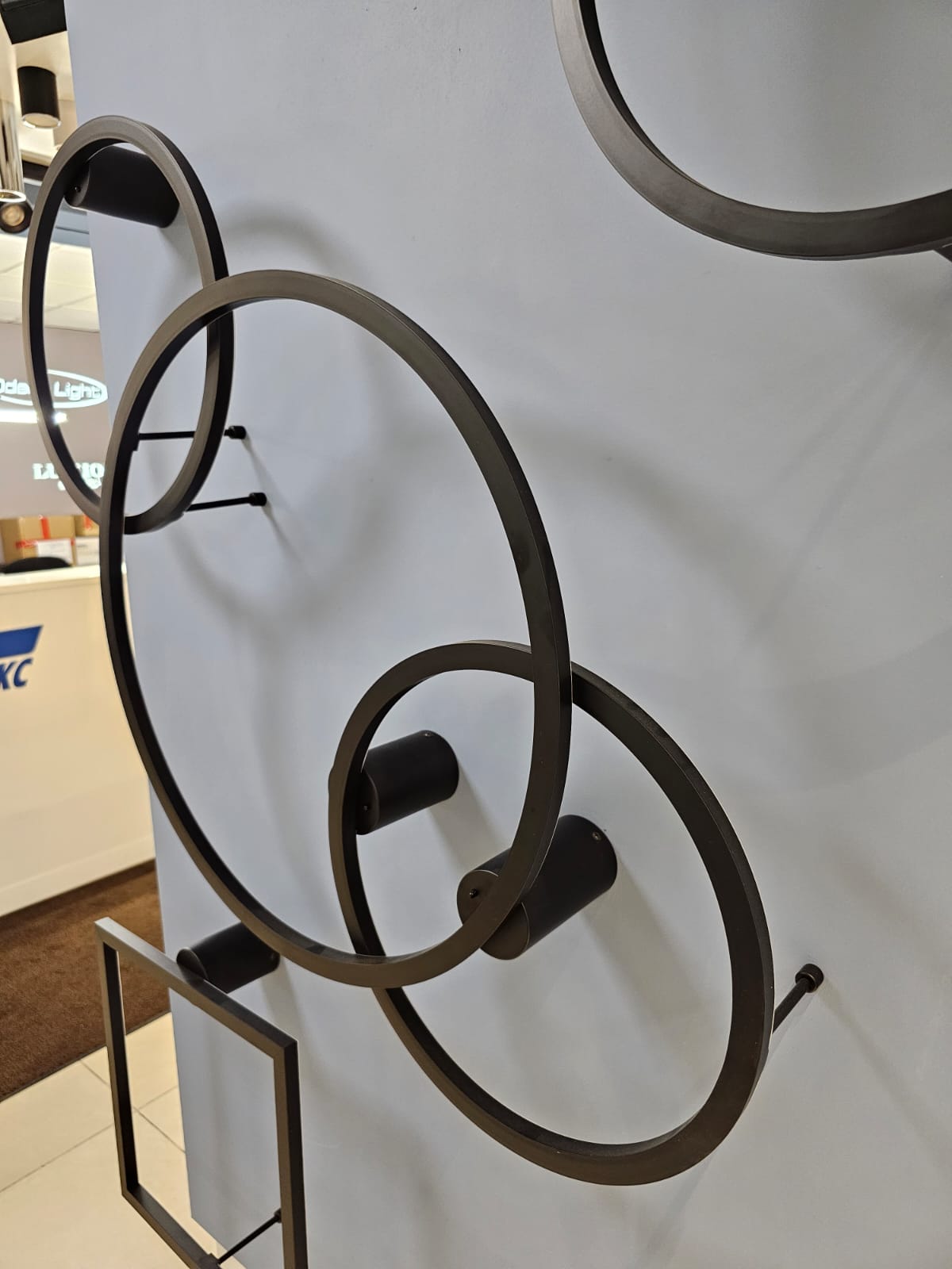 настенный светодиодный светильник odeon light omen 4386/24wl