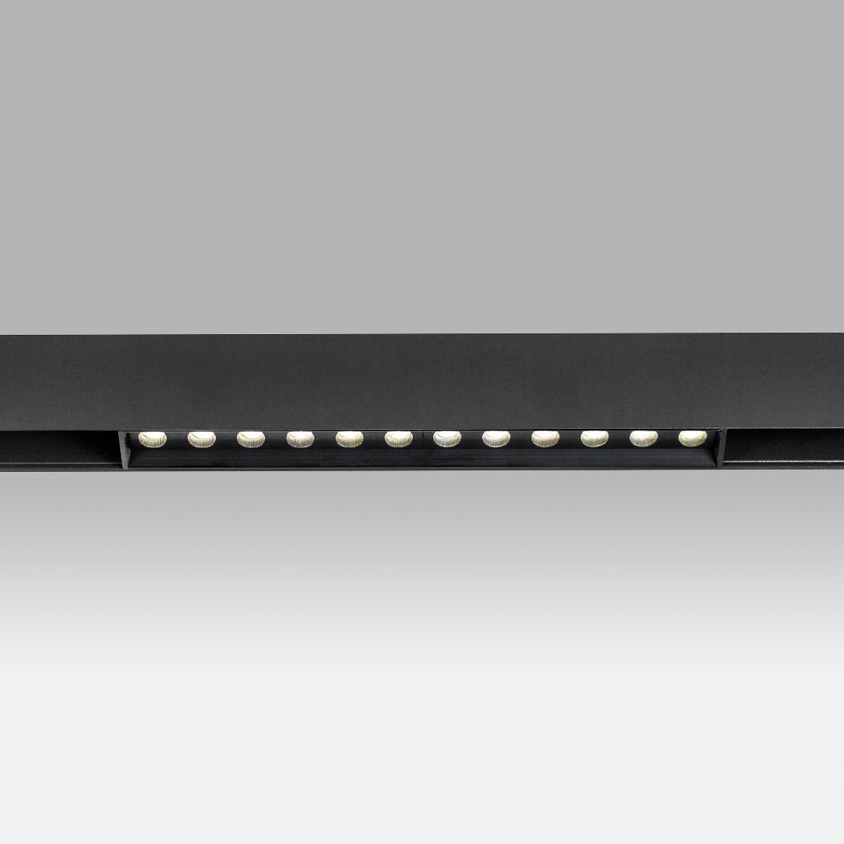 трековый однофазный светильник lightstar uno 259147