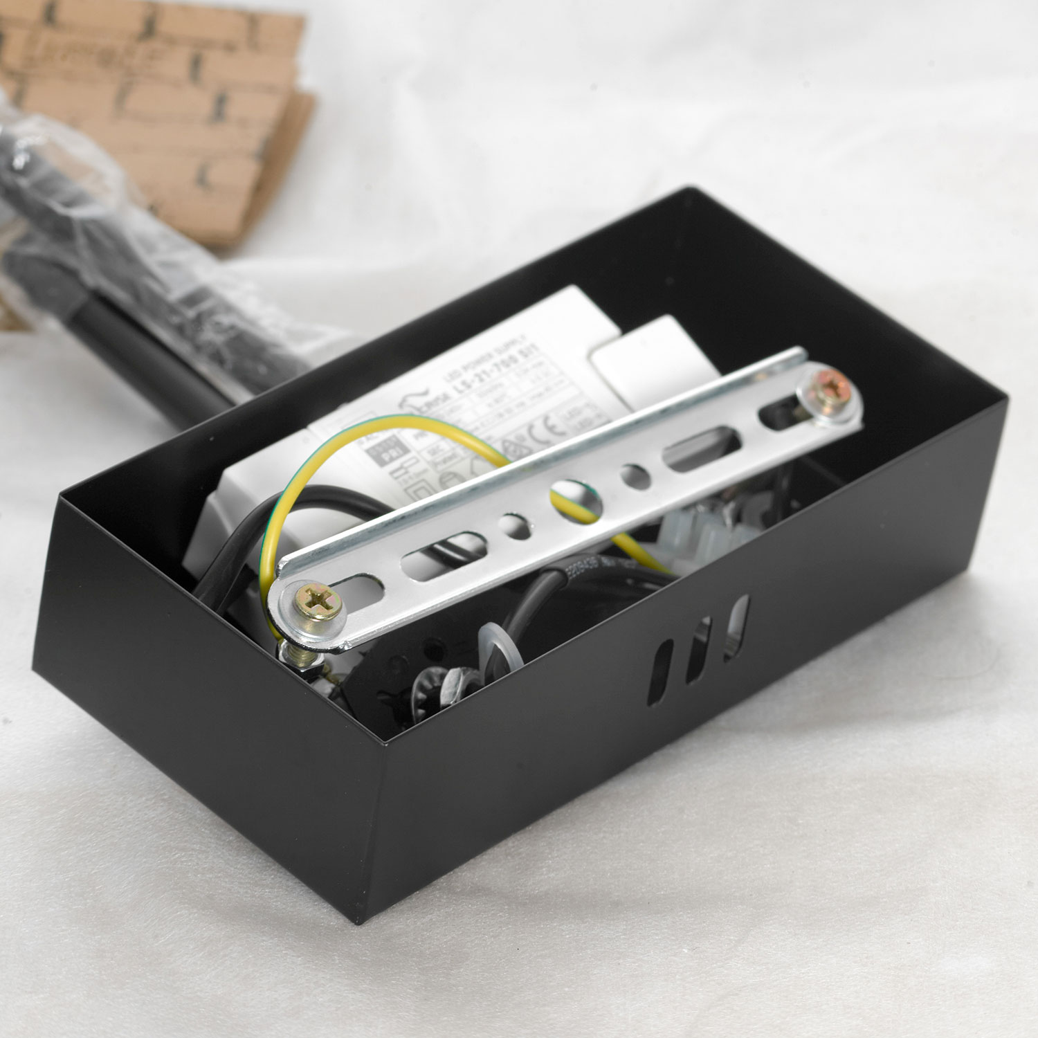 люстра на штанге lussole beaumont lsp-7073