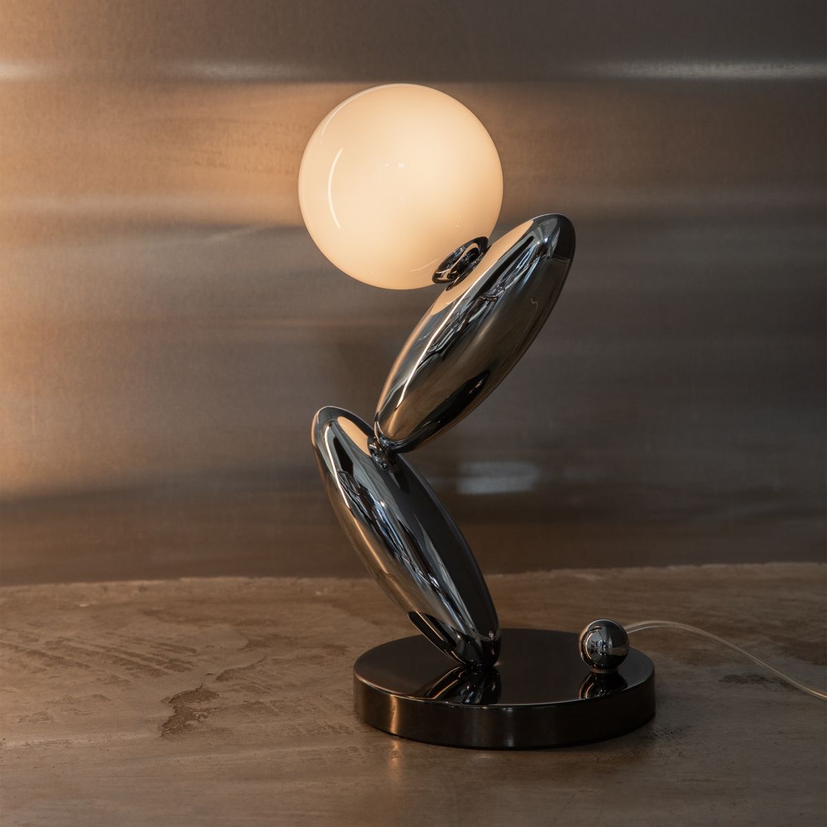 настольная лампа maytoni resonance mod482tl-l6pt3k