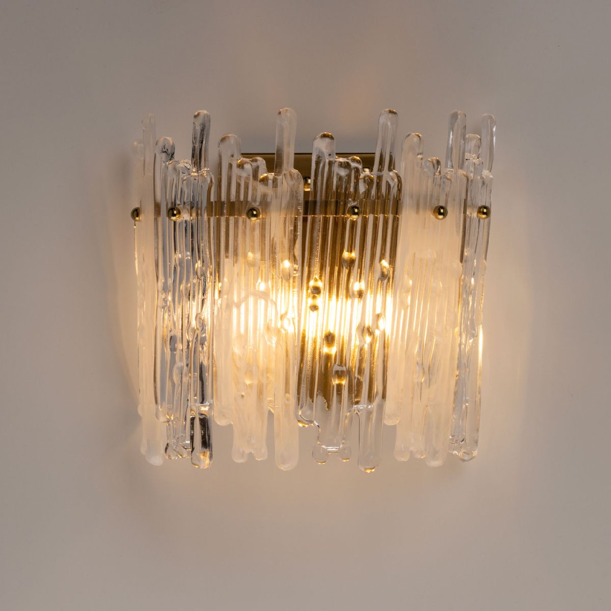 настенный светильник de markt арман 462021002