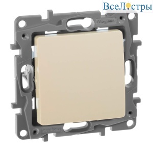 672305