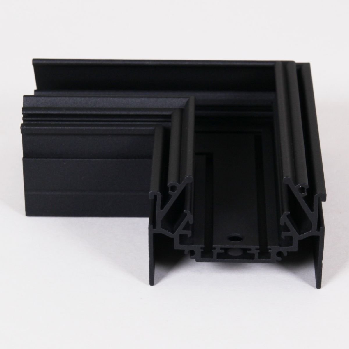 магнитный шинопровод для натяжных потолков (гарпун) reluce rl 06301 corner connector bk