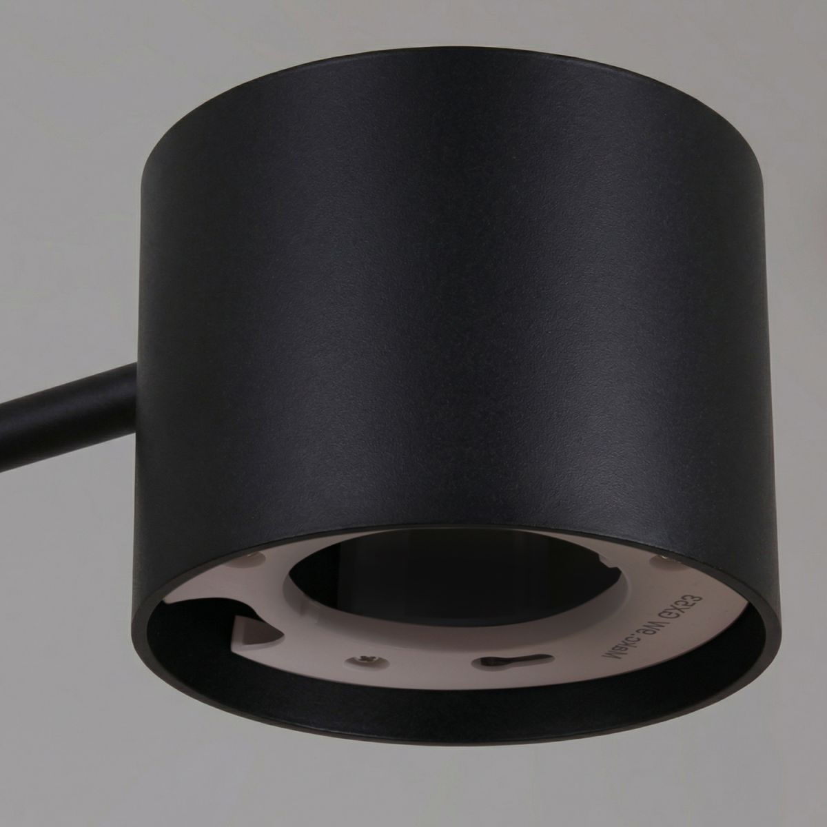 люстра на штанге reluce 47206-0.3-08bk