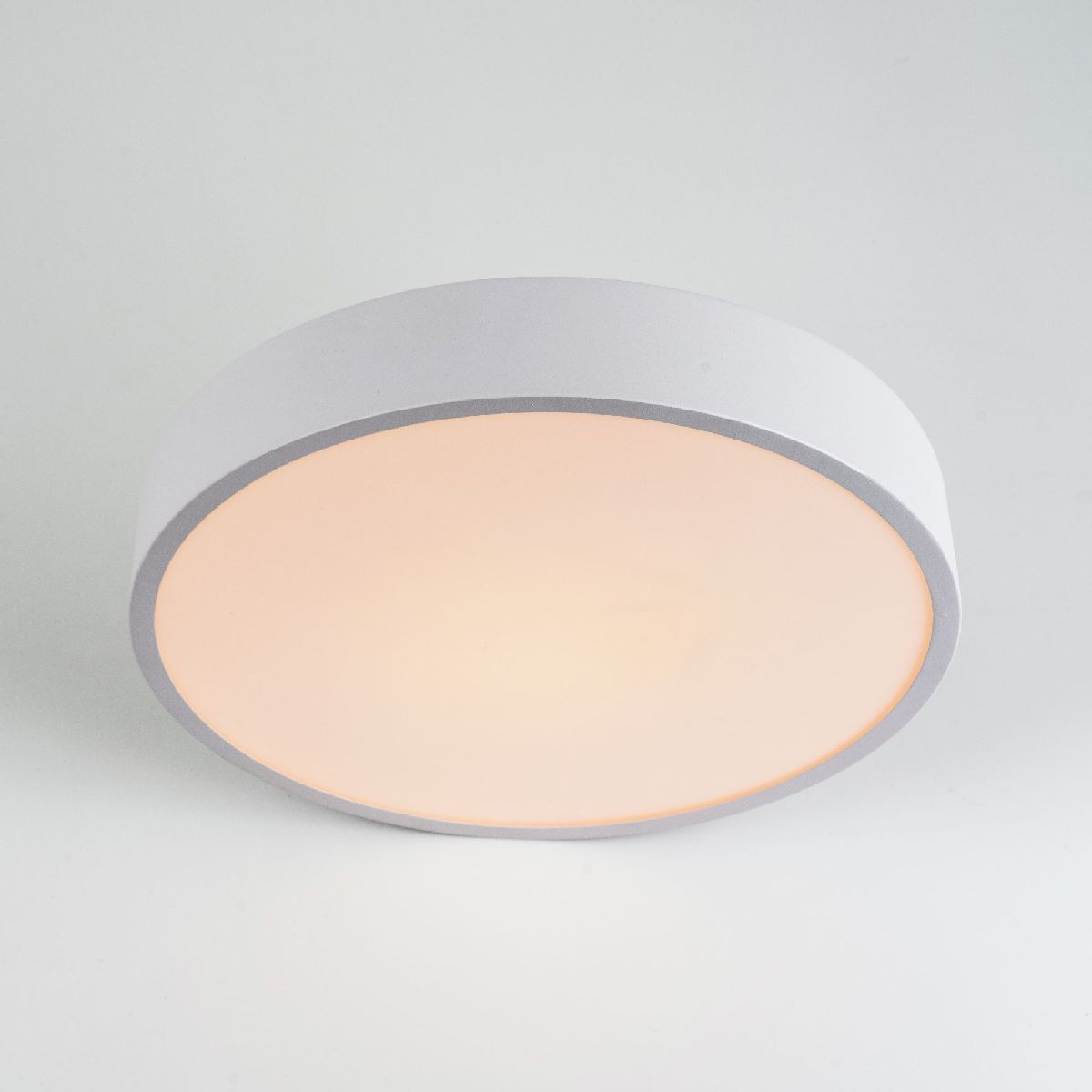 потолочный светильник led4u l2020-300 wh
