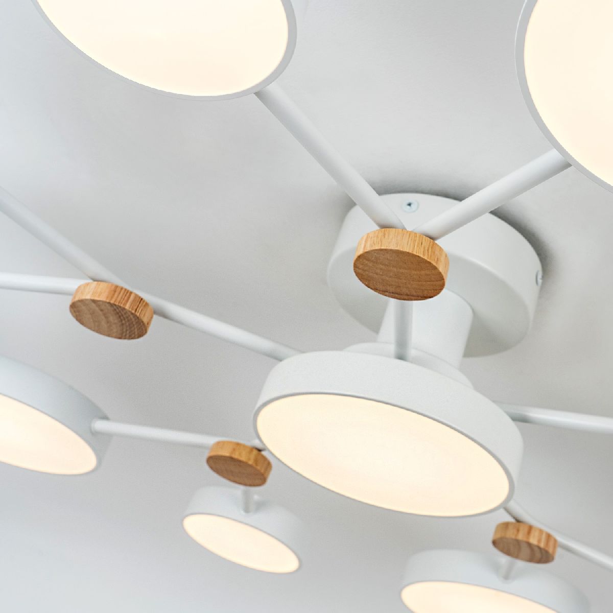 потолочная люстра led4u l3201-960 wt