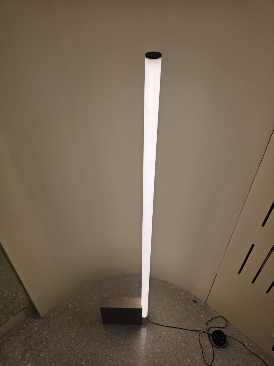 торшер maytoni solid mod277fl-l24gr3k