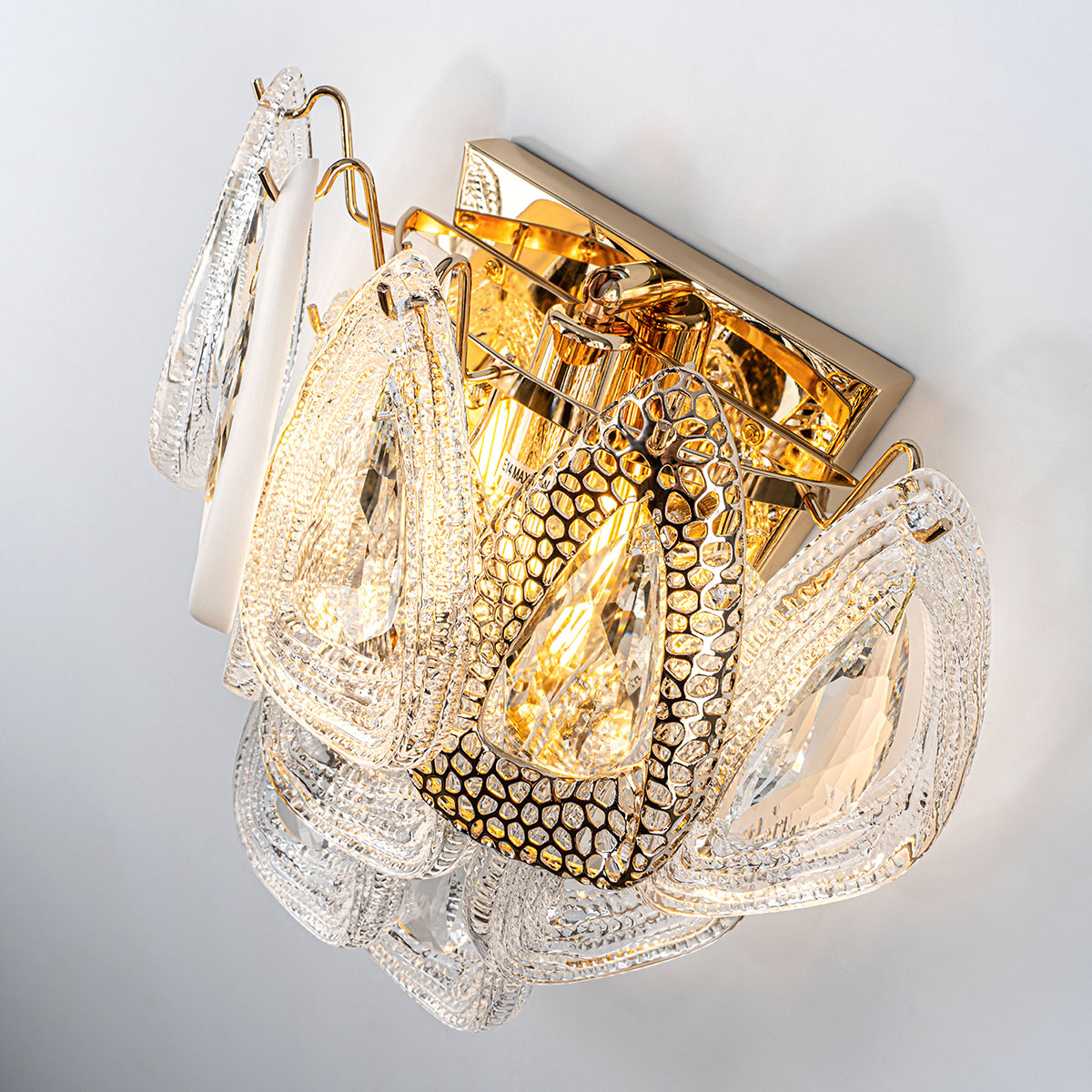 настенный светильник modelux ml.6775.305 gd