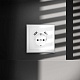 розетка встраиваемая voltum s70 с заземлением и защитными шторками, 16а, с usb, a+a, (белый глянцевы vls040401